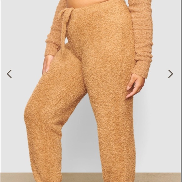 SKIMS cozy knit jogger & wrap top ( sold as a set) - Picture 3 of 12